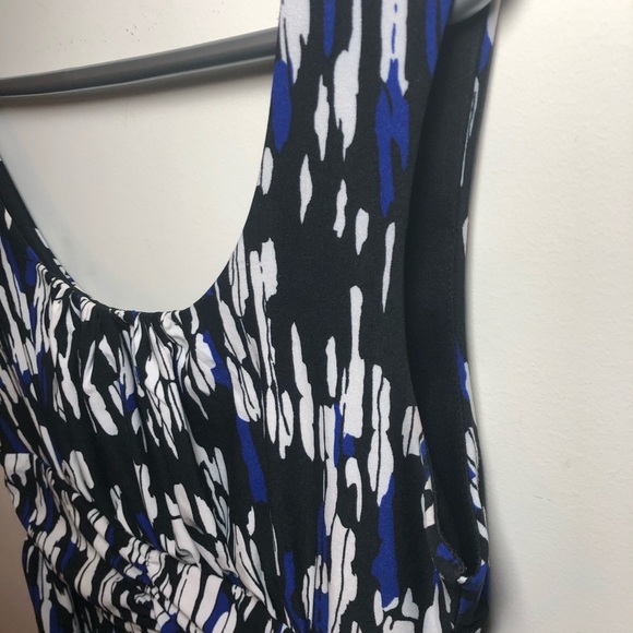 Sleeveless Dress (Black, White & Blue) - Picture 5 of 8